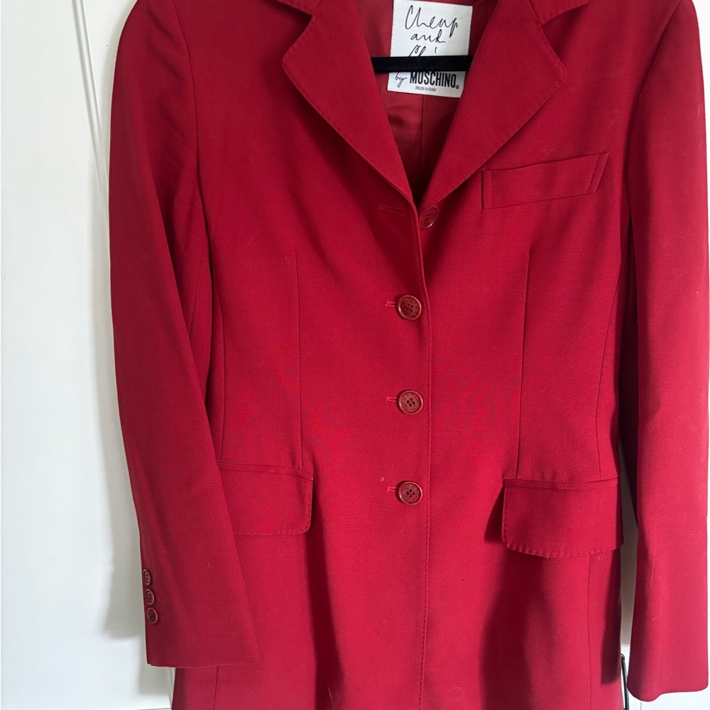 Moschino Red Blazer Classic Tailored Style
